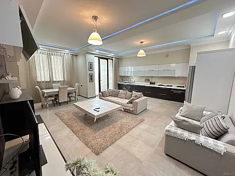 Satılır 4 otaqlı mənzil 235 m² — Bakı, Nərimanov 4 otaq 235.00 m²