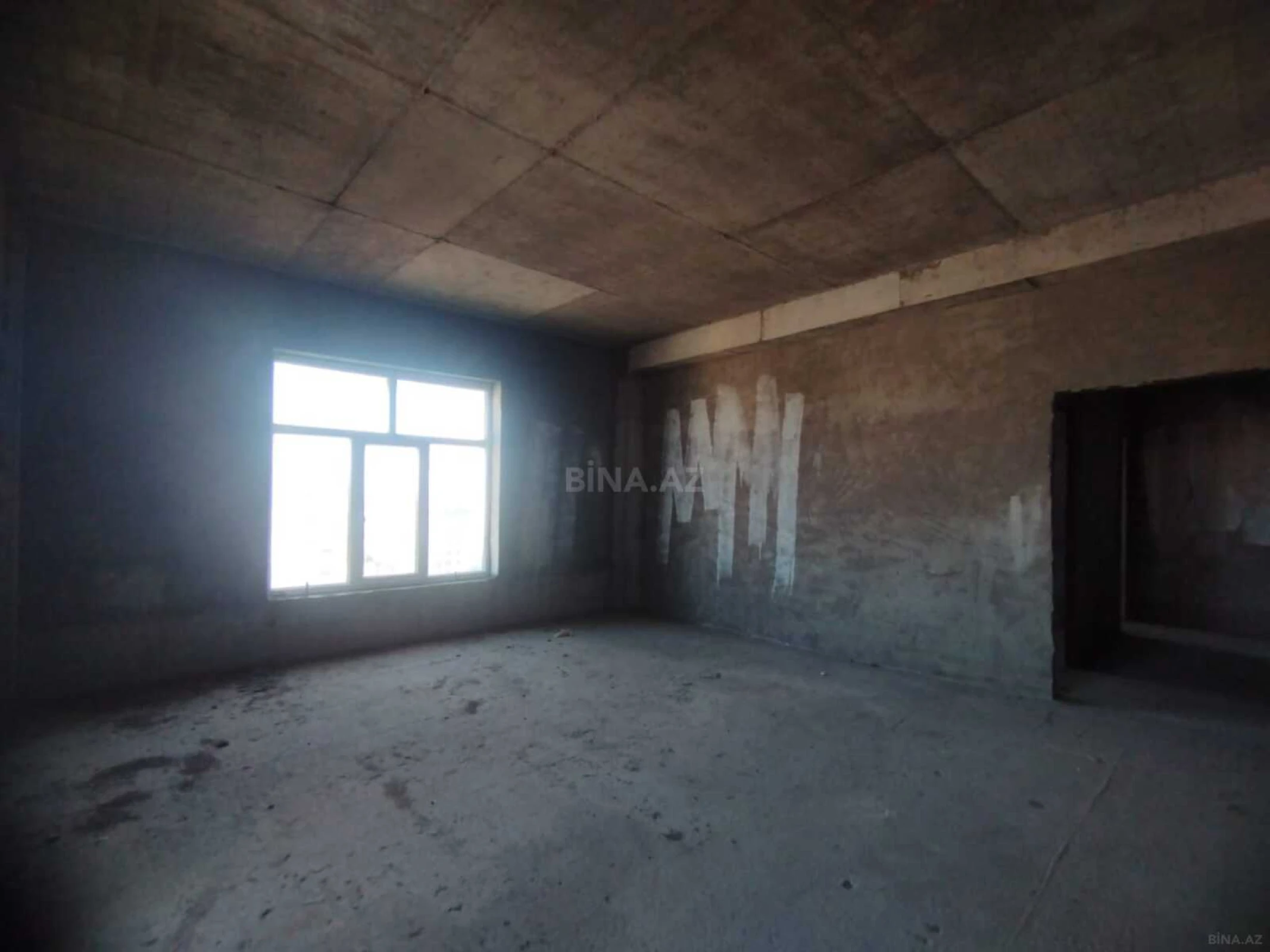 Satılır 2 otaqlı mənzil 86 m²