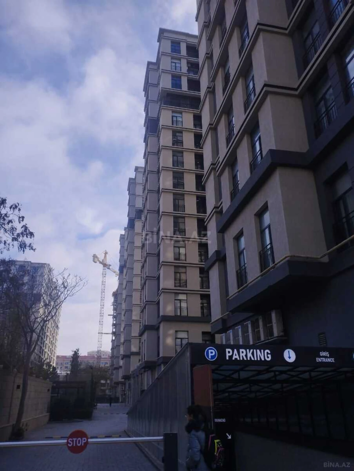 Satılır 2 otaqlı mənzil 86 m²