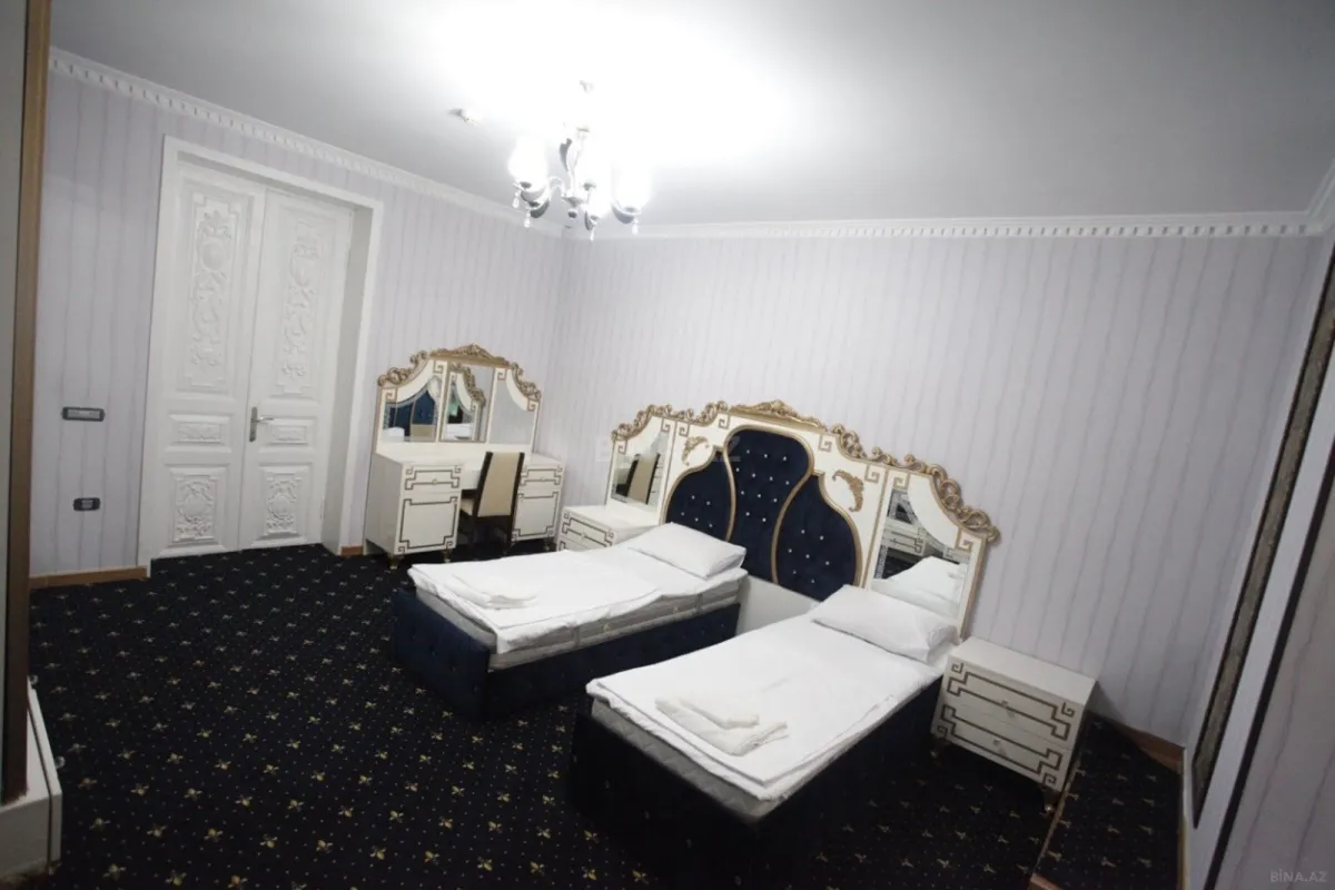 Satılır 5 otaqlı həyət evi 800 m²