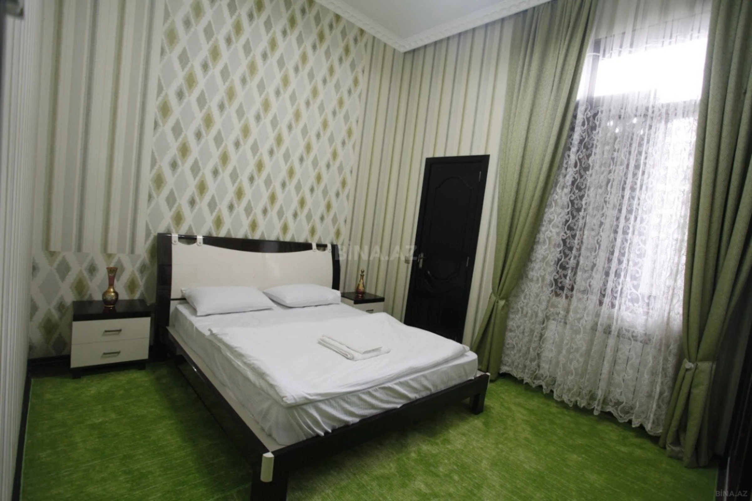 Satılır 5 otaqlı həyət evi 800 m²