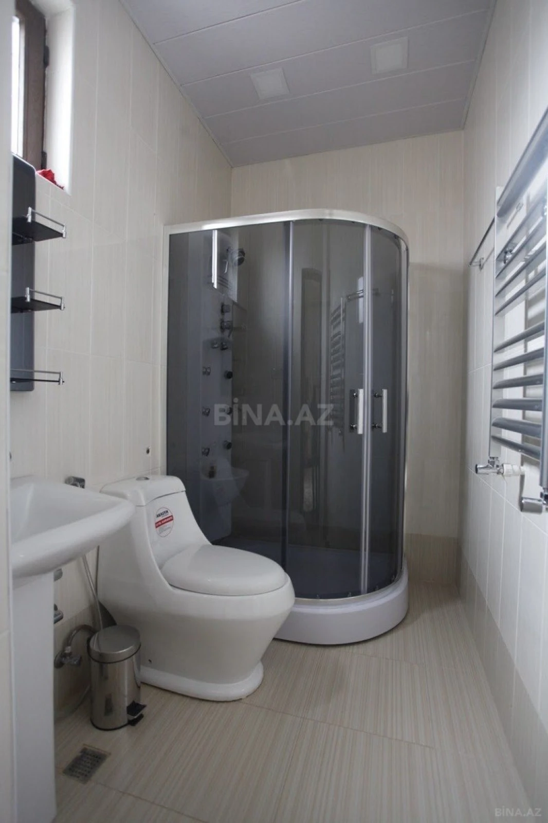 Satılır 5 otaqlı həyət evi 800 m²