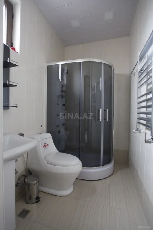 Satılır 5 otaqlı həyət evi 800 m²