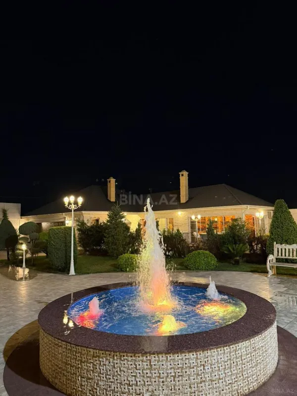 Kirayə verilir 6 otaqlı həyət evi 500 m²