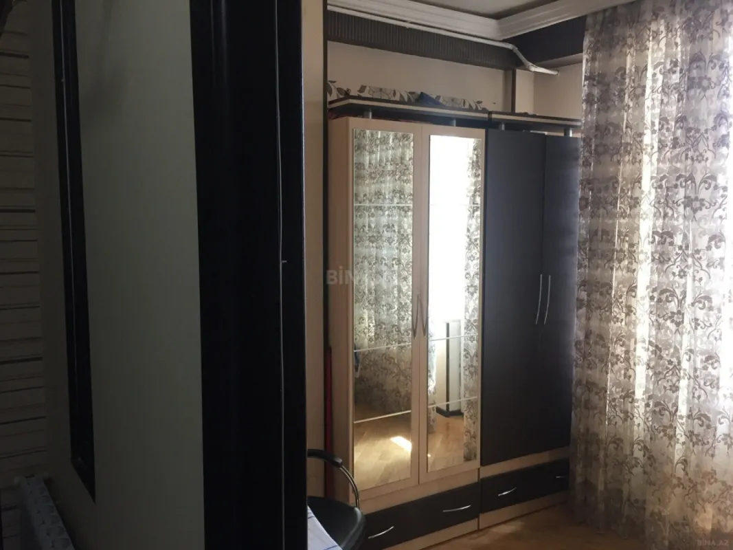 Kirayə verilir 2 otaqlı mənzil 80 m²