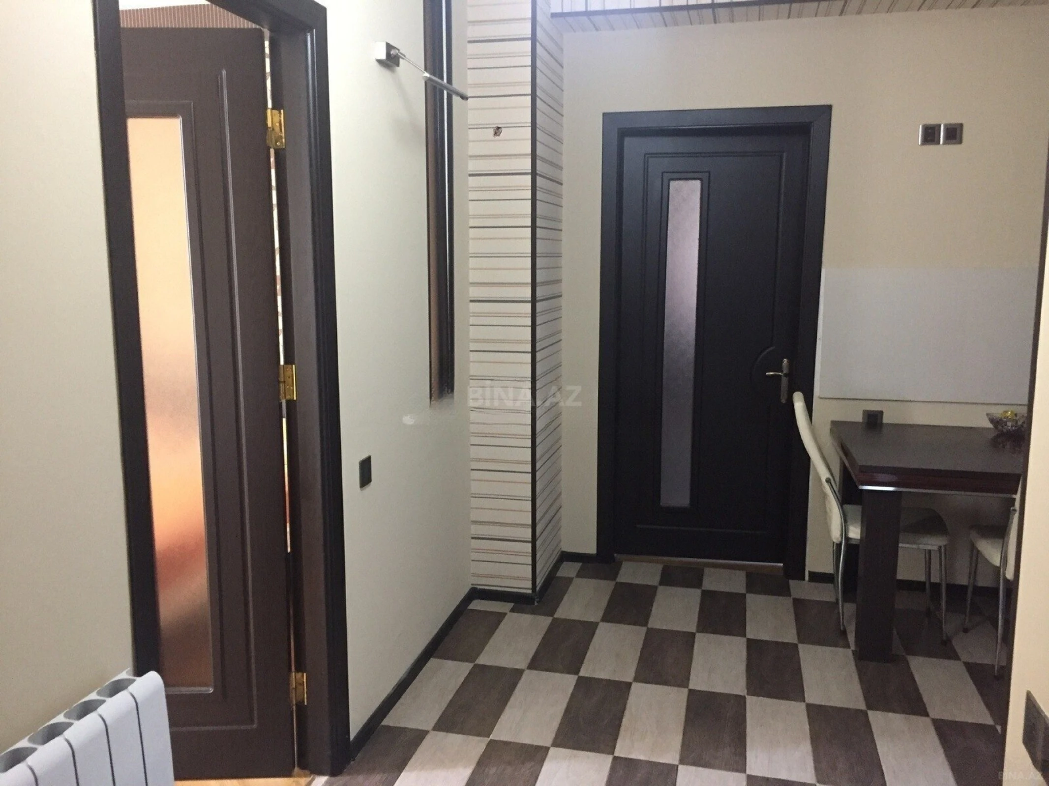 Kirayə verilir 2 otaqlı mənzil 80 m²