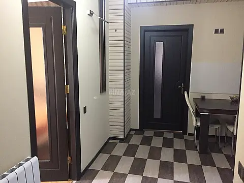 Kirayə verilir 2 otaqlı mənzil 80 m²