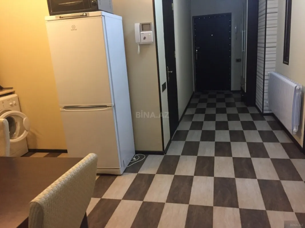 Kirayə verilir 2 otaqlı mənzil 80 m²
