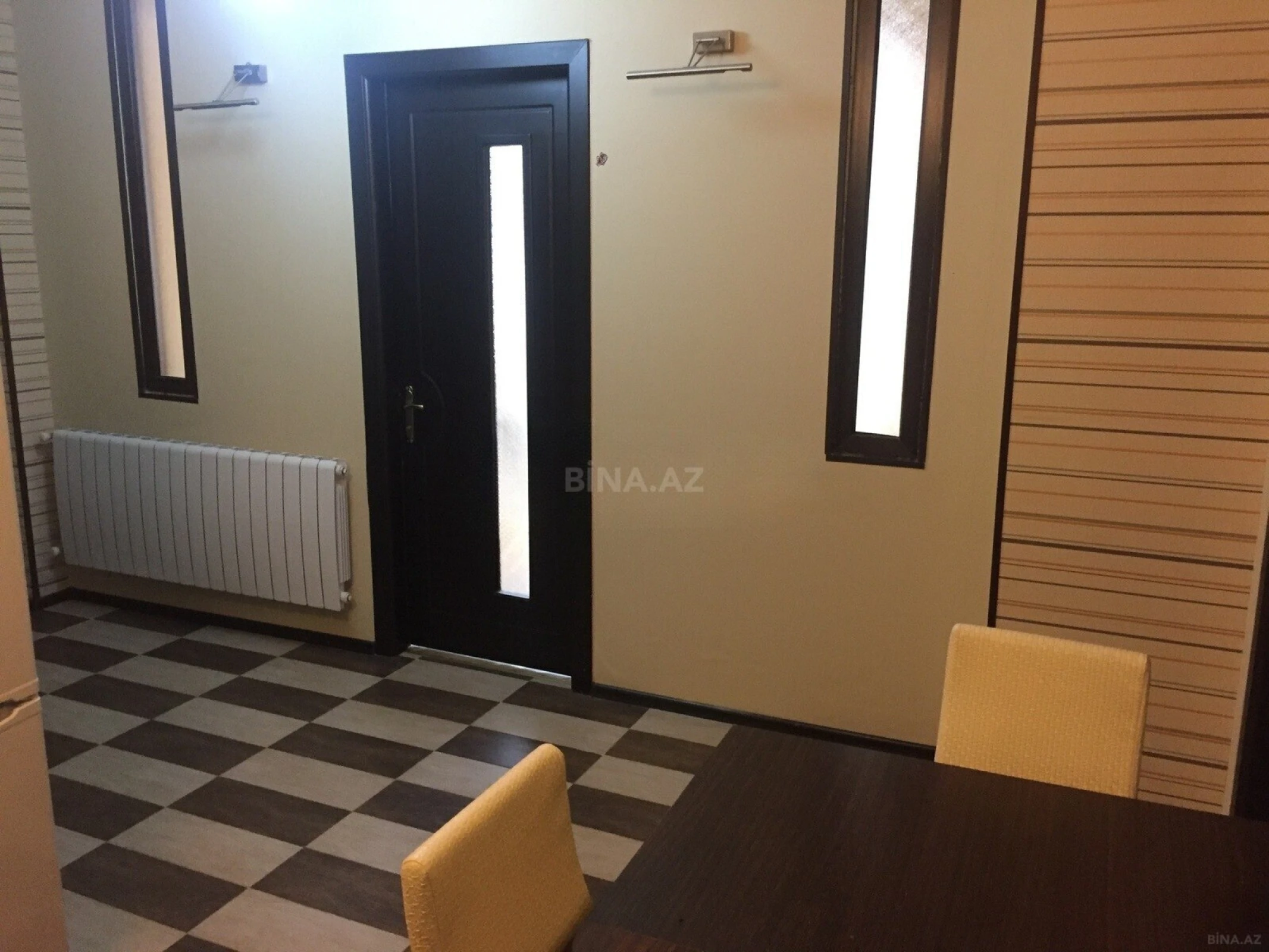 Kirayə verilir 2 otaqlı mənzil 80 m²