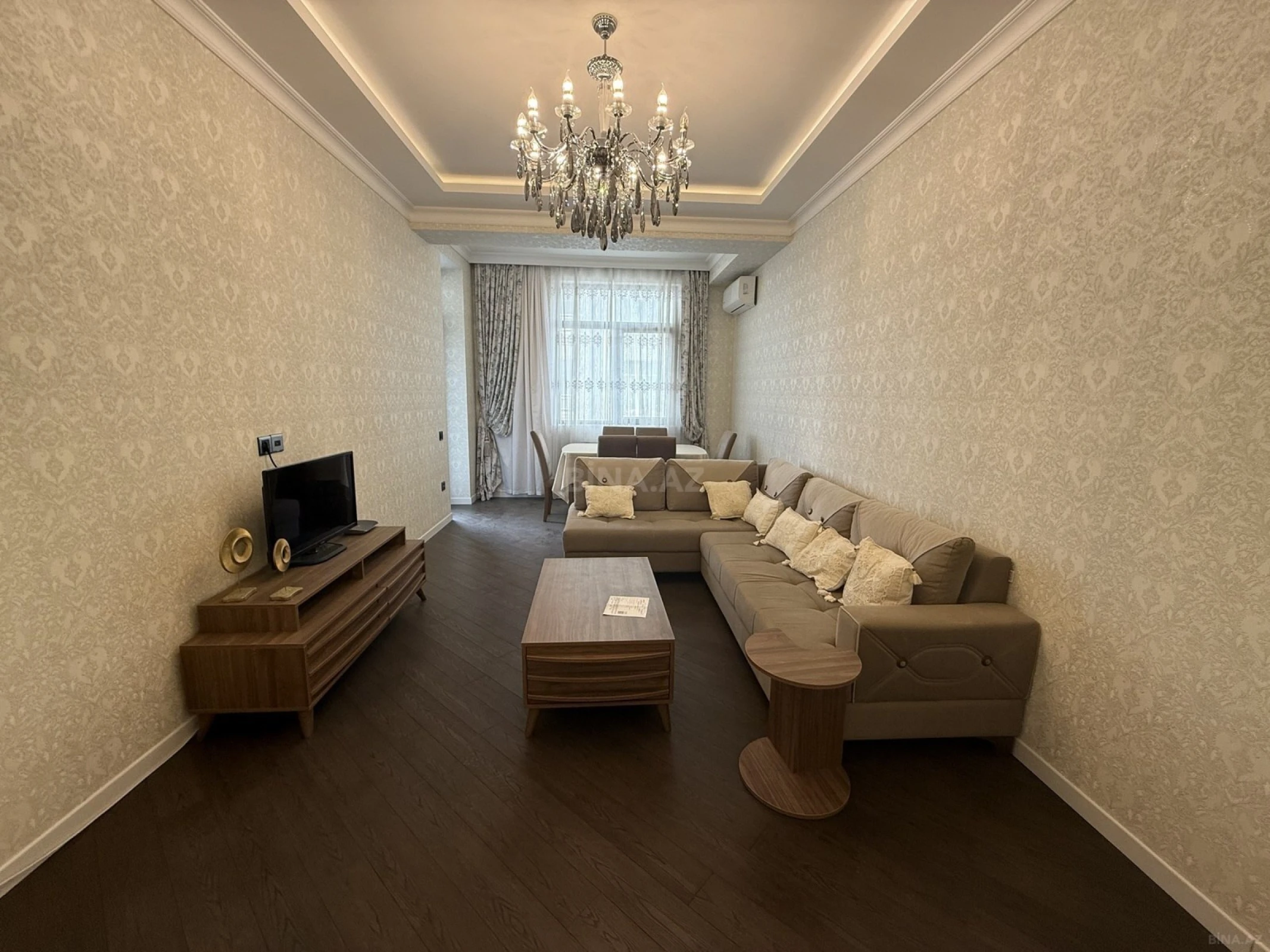Satılır 2 otaqlı mənzil 86 m²