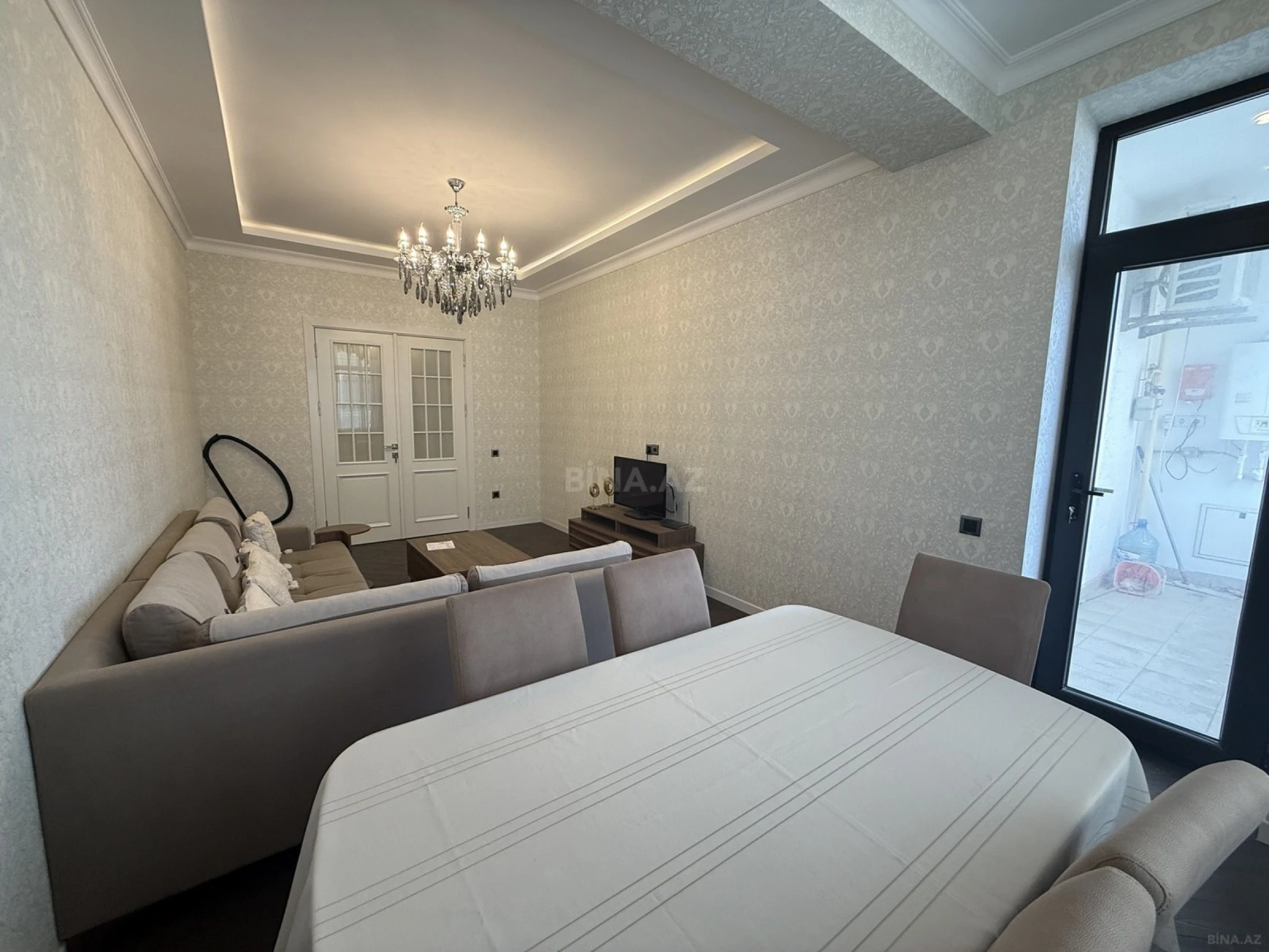 Satılır 2 otaqlı mənzil 86 m²