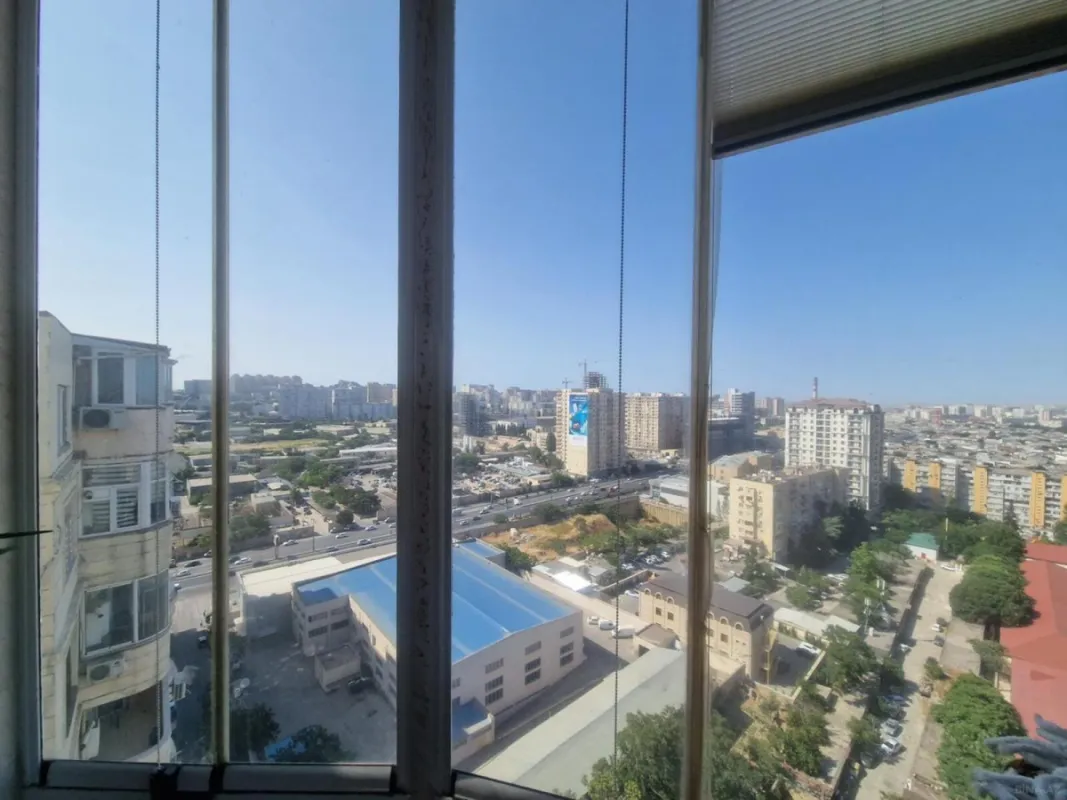Satılır 3 otaqlı mənzil 108 m²