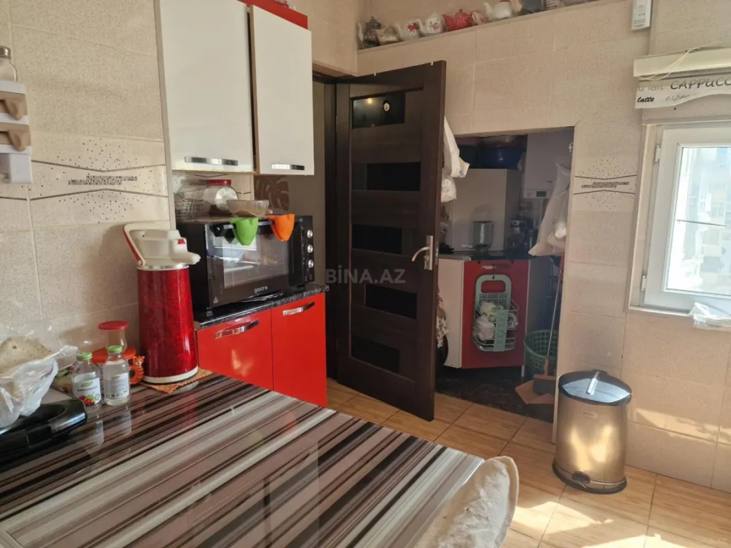 Satılır 3 otaqlı mənzil 108 m²