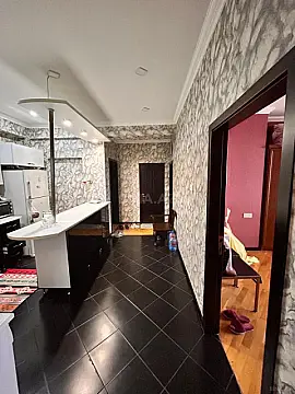 Satılır 3 otaqlı mənzil 97 m²