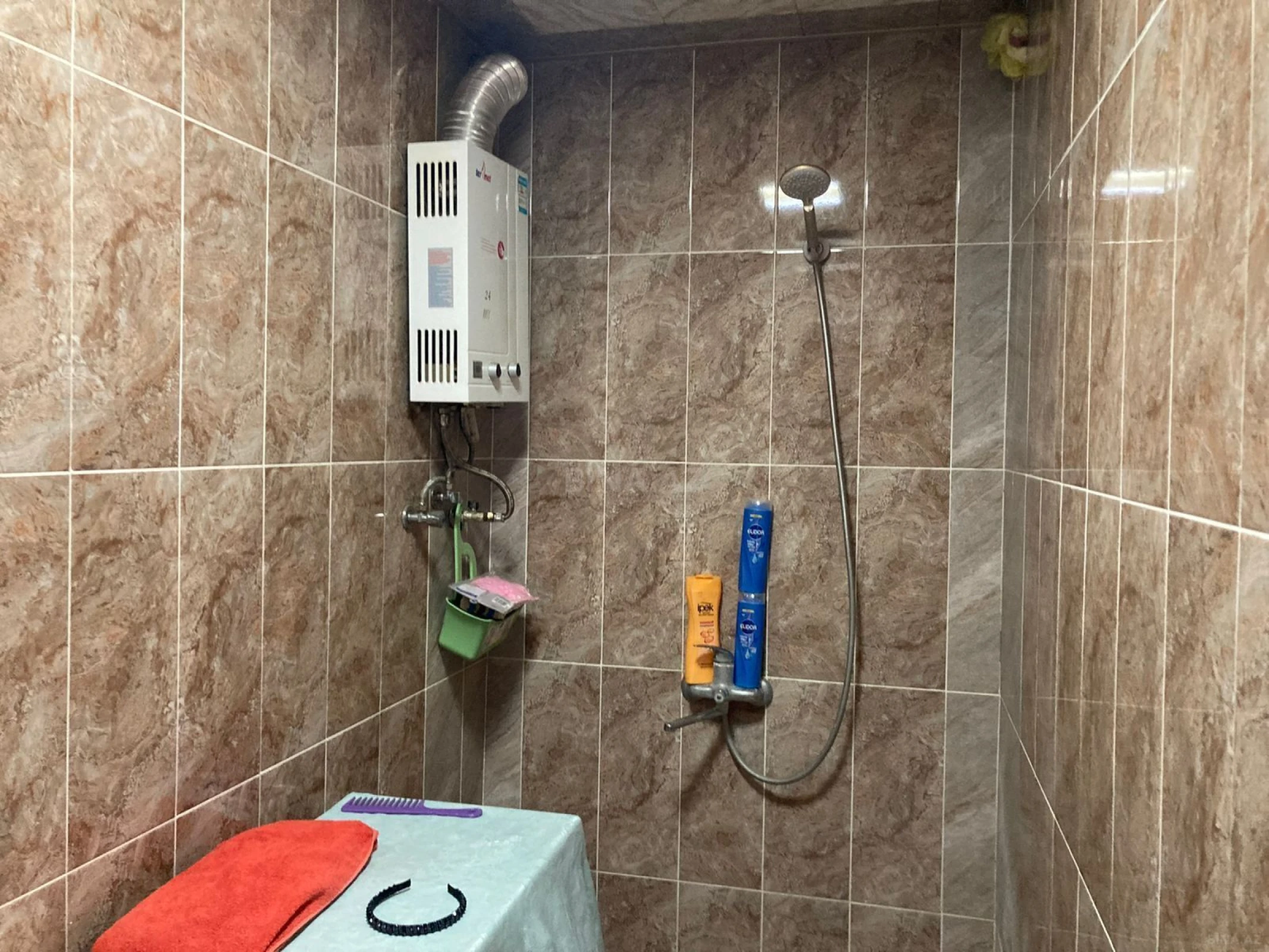 Satılır 2 otaqlı mənzil 60 m²