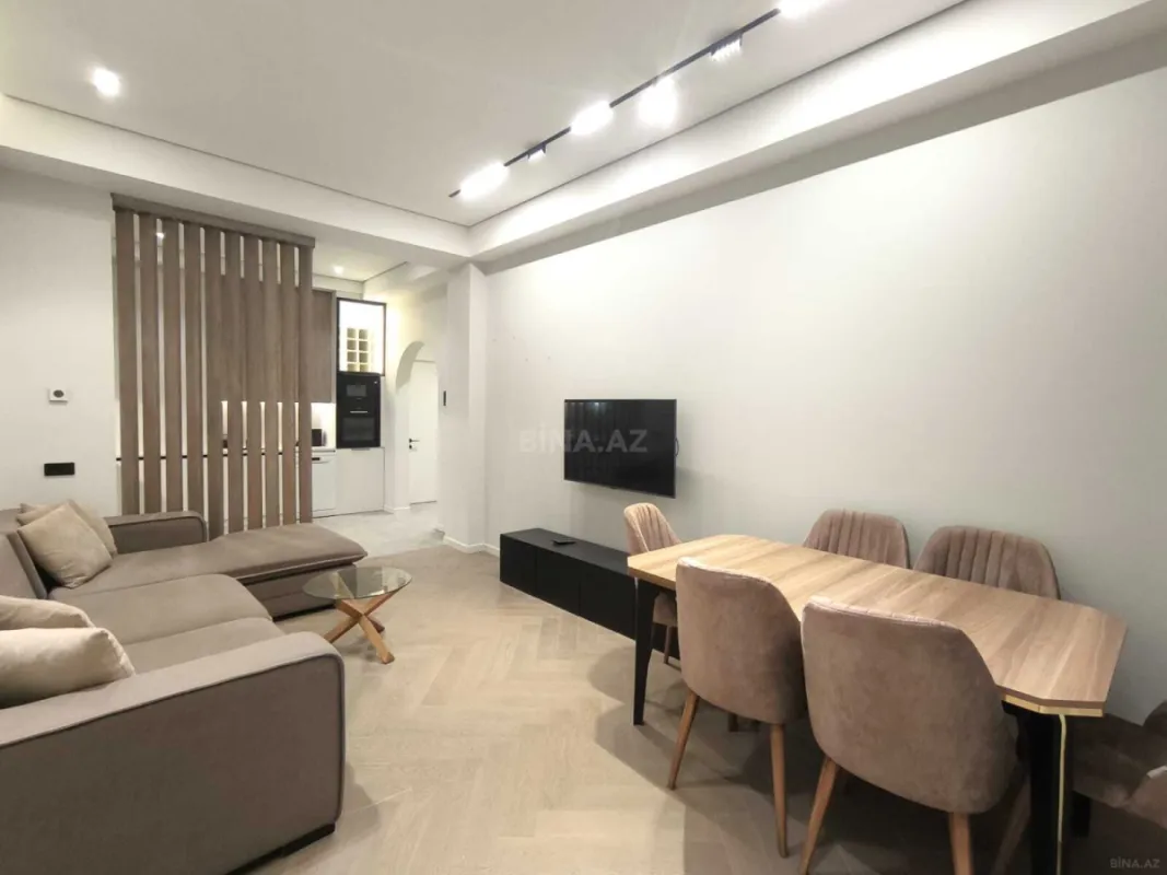 Kirayə verilir 2 otaqlı mənzil 80 m²