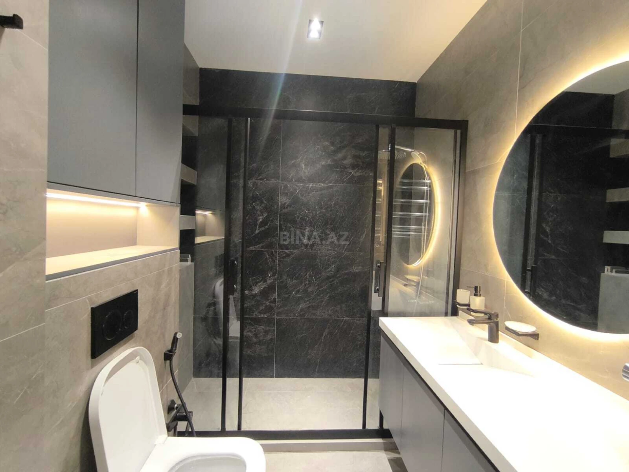 Kirayə verilir 2 otaqlı mənzil 80 m²