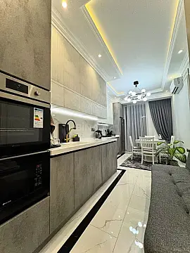 Satılır 3 otaqlı mənzil 125 m²