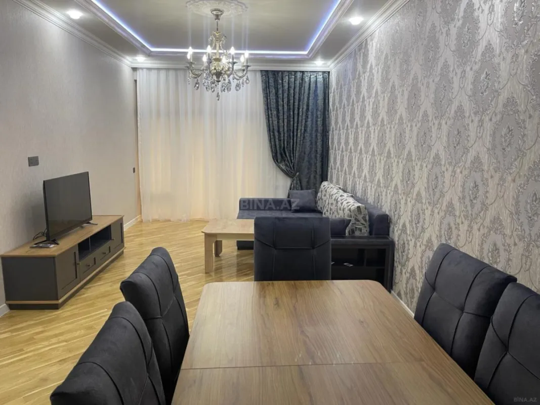 Kirayə verilir 3 otaqlı mənzil 119 m²