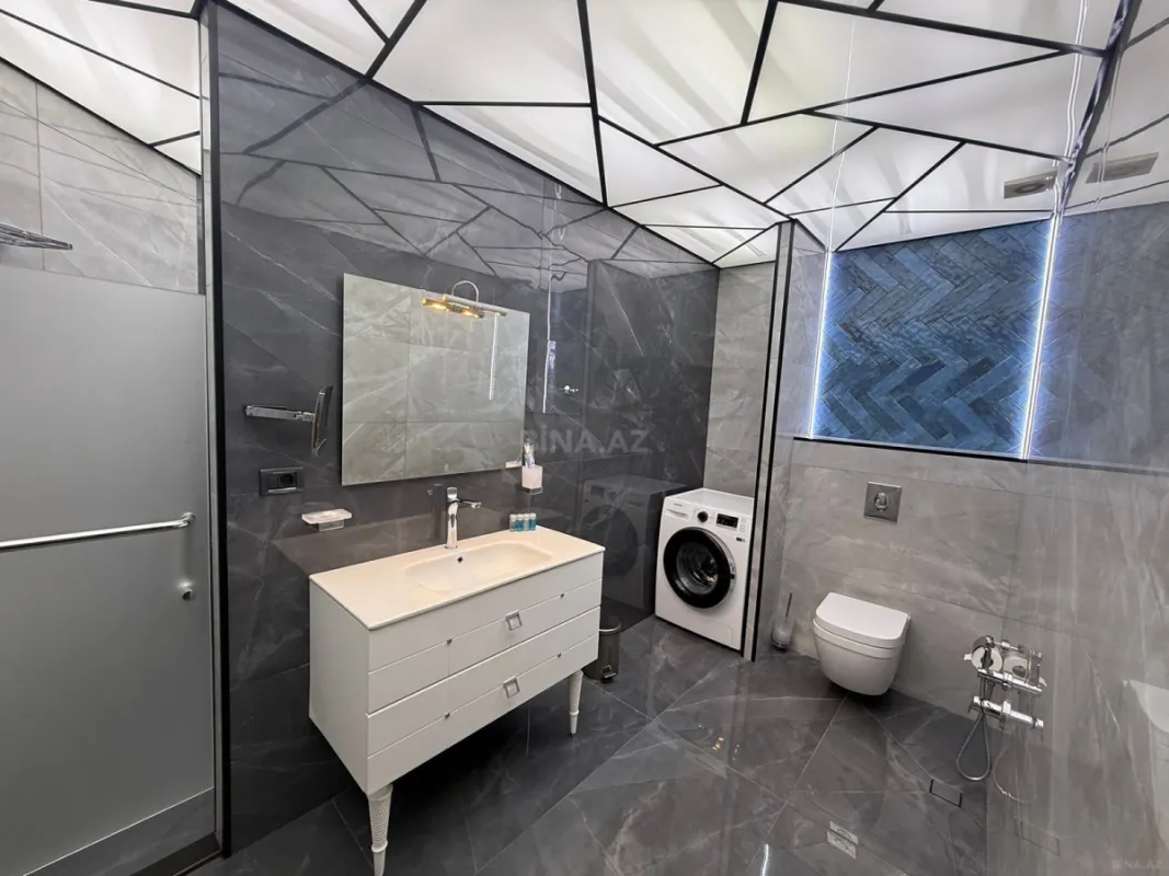 Kirayə verilir 4 otaqlı mənzil 270 m²