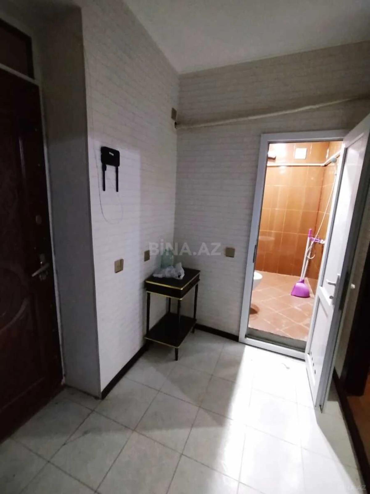 Satılır 2 otaqlı mənzil 30 m²