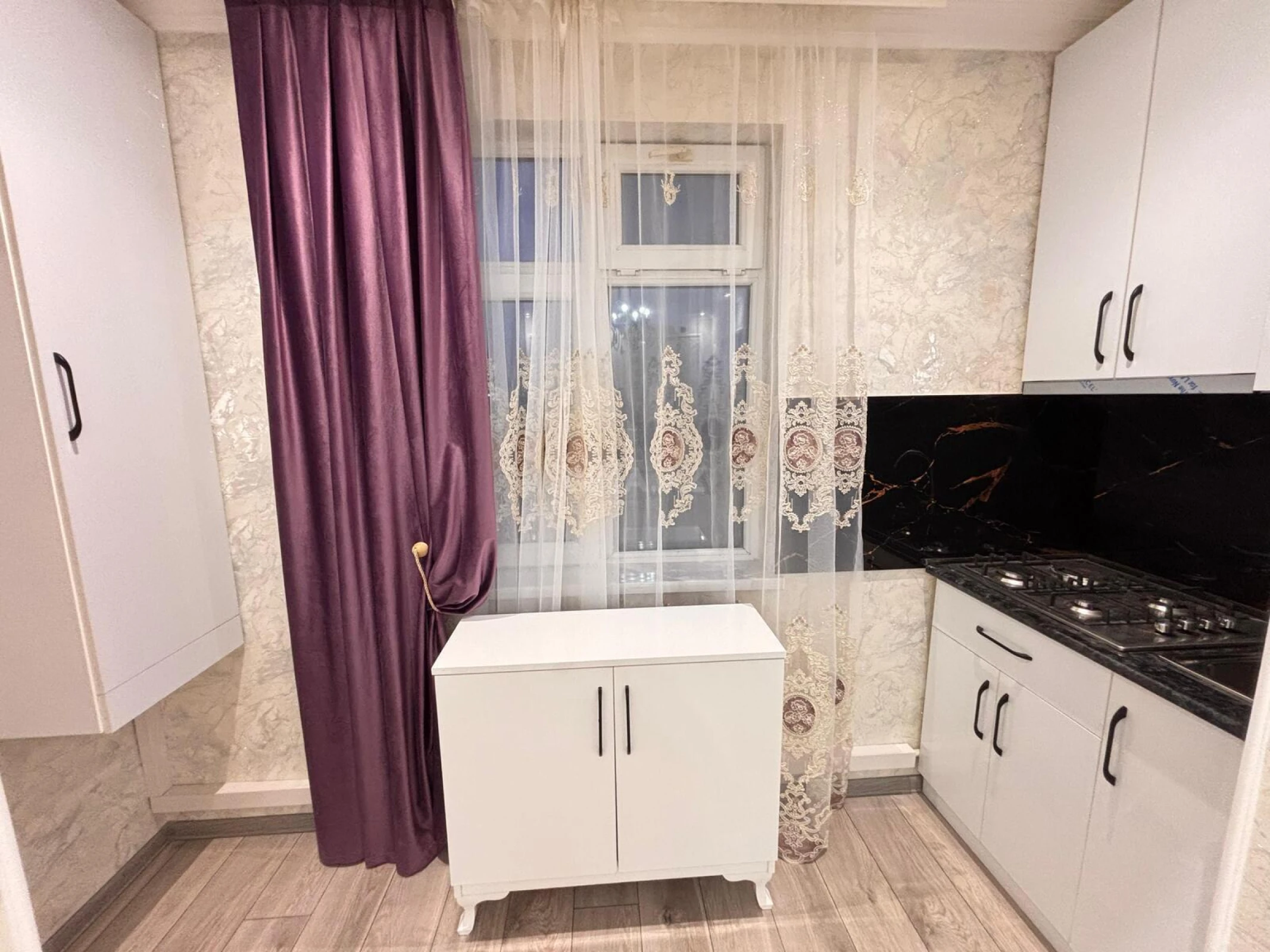 Satılır 2 otaqlı mənzil 47 m²