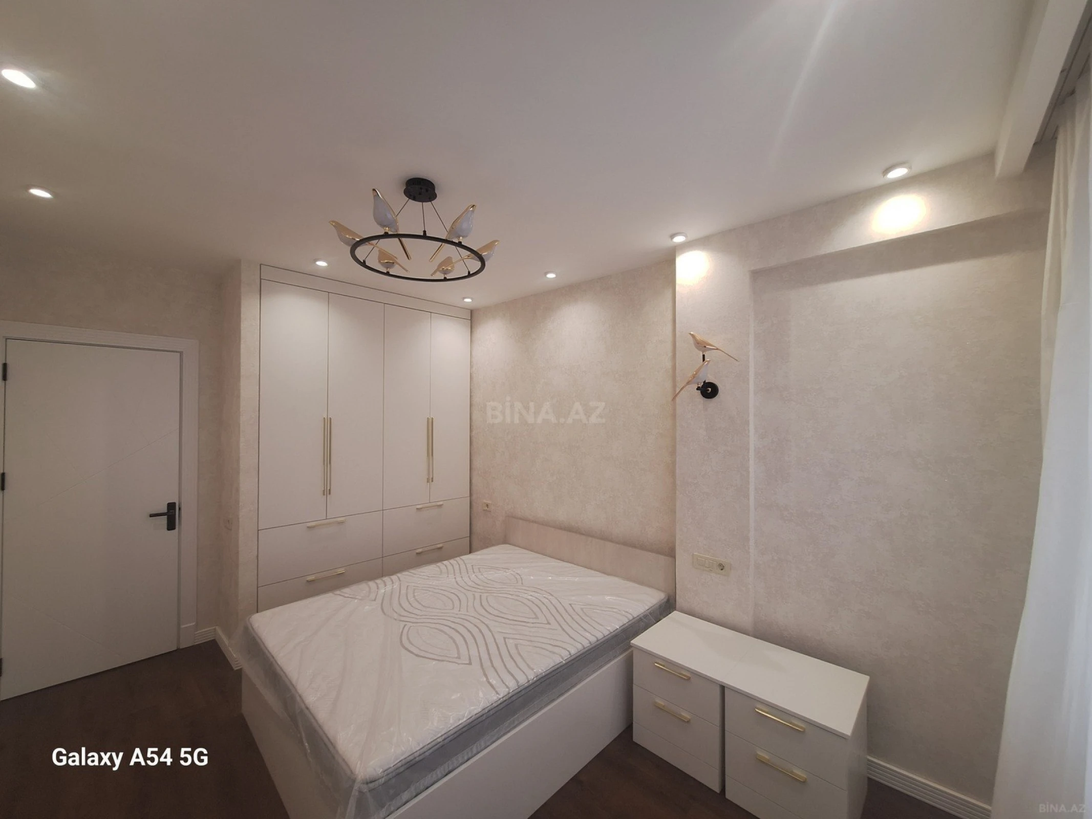 Satılır 2 otaqlı mənzil 51 m²