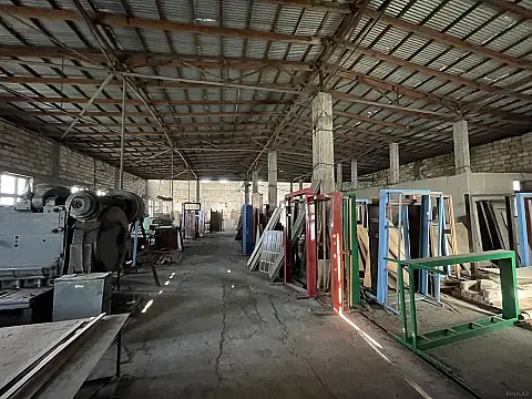 Kirayə verilir obyekt 1200 m²