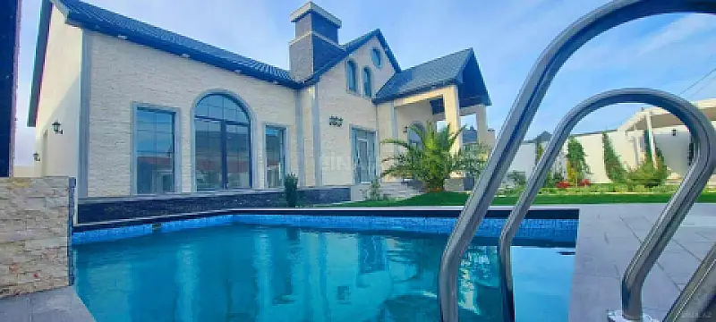 Satılır 5 otaqlı həyət evi 260 m²