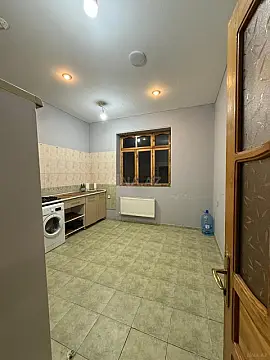 Kirayə verilir 4 otaqlı həyət evi 130 m²
