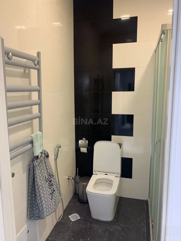 Satılır 2 otaqlı mənzil 61 m²
