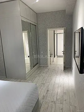 Satılır 2 otaqlı mənzil 61 m²