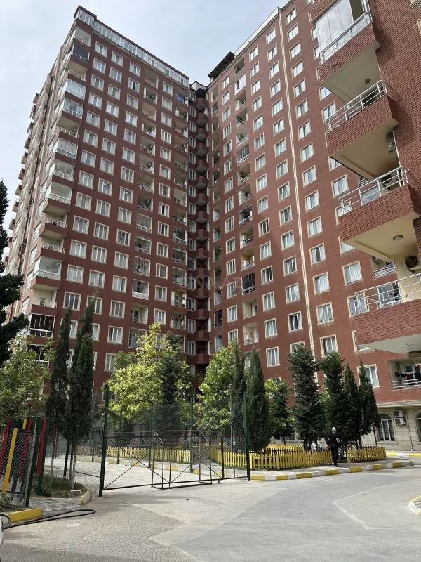 Kirayə verilir 3 otaqlı mənzil 77 m²