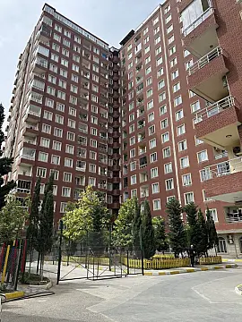 Kirayə verilir 3 otaqlı mənzil 77 m² — Bakı, Memar Əcəmi yanı 3 otaq 77.00 m²