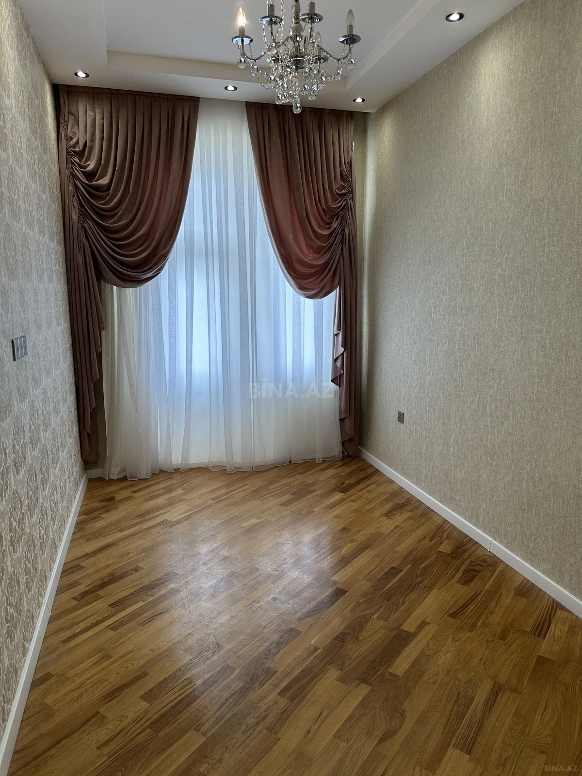 Kirayə verilir 3 otaqlı mənzil 77 m²