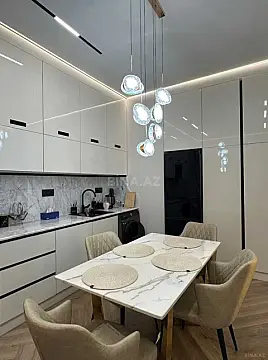 Satılır 2 otaqlı mənzil 43 m²