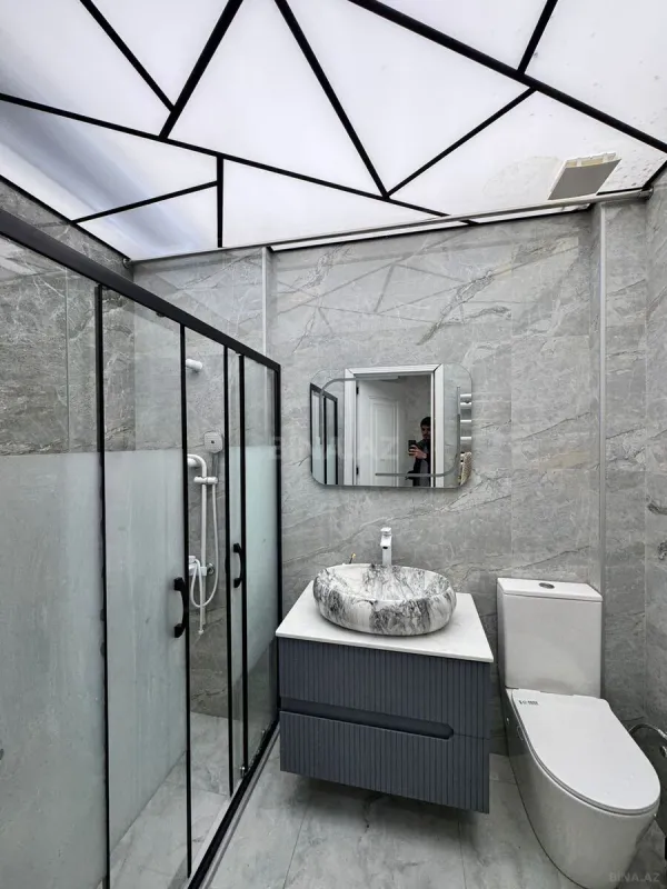 Satılır 2 otaqlı mənzil 65 m²