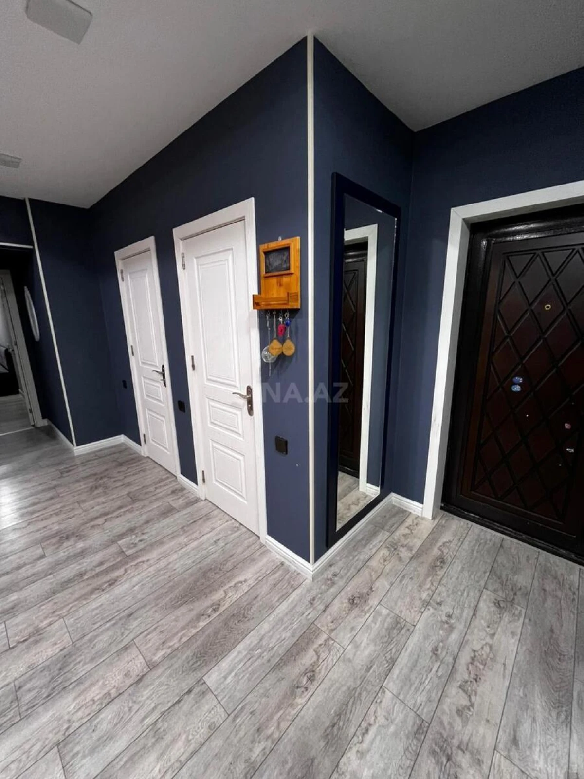 Satılır 2 otaqlı mənzil 87 m²