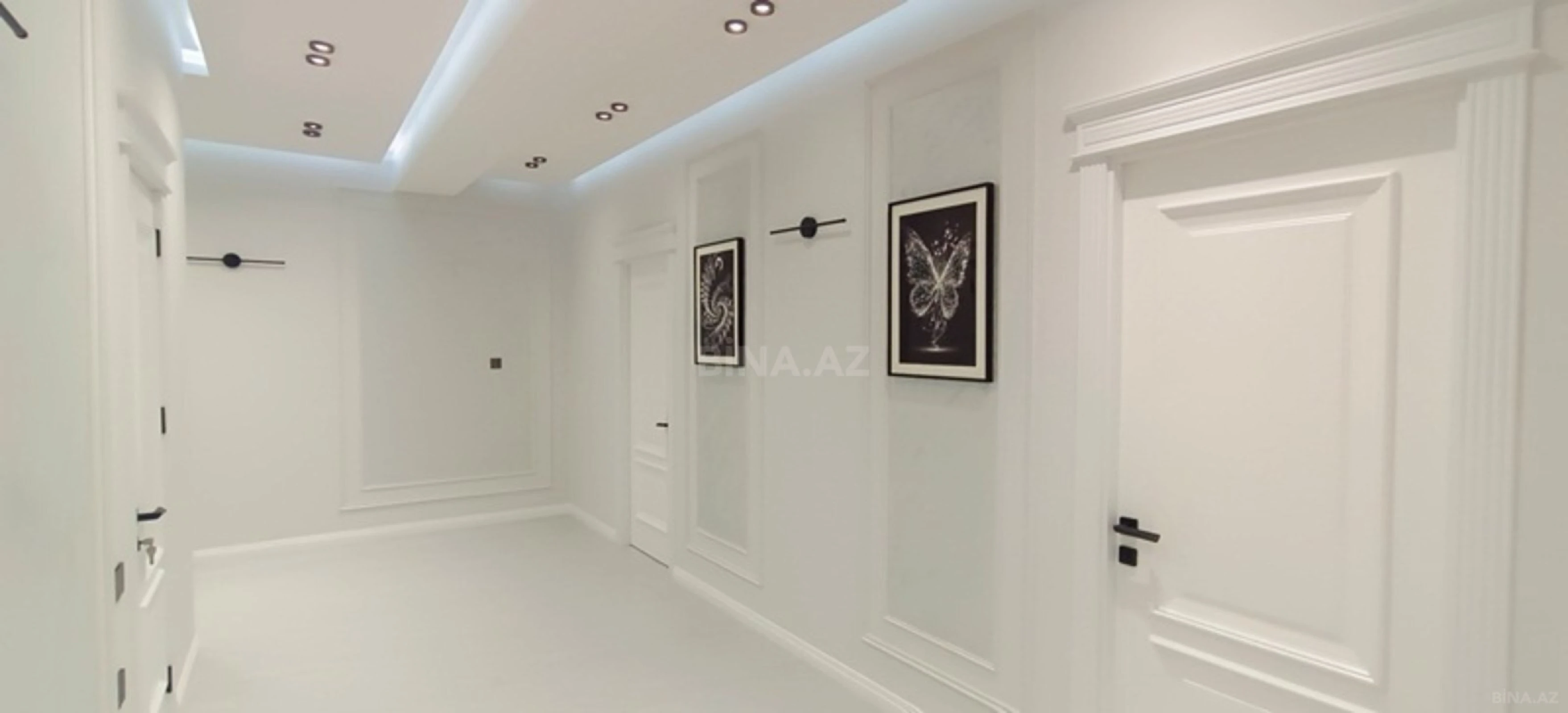 Satılır 3 otaqlı mənzil 131 m²