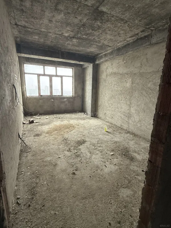 Satılır 1 otaqlı mənzil 61 m²