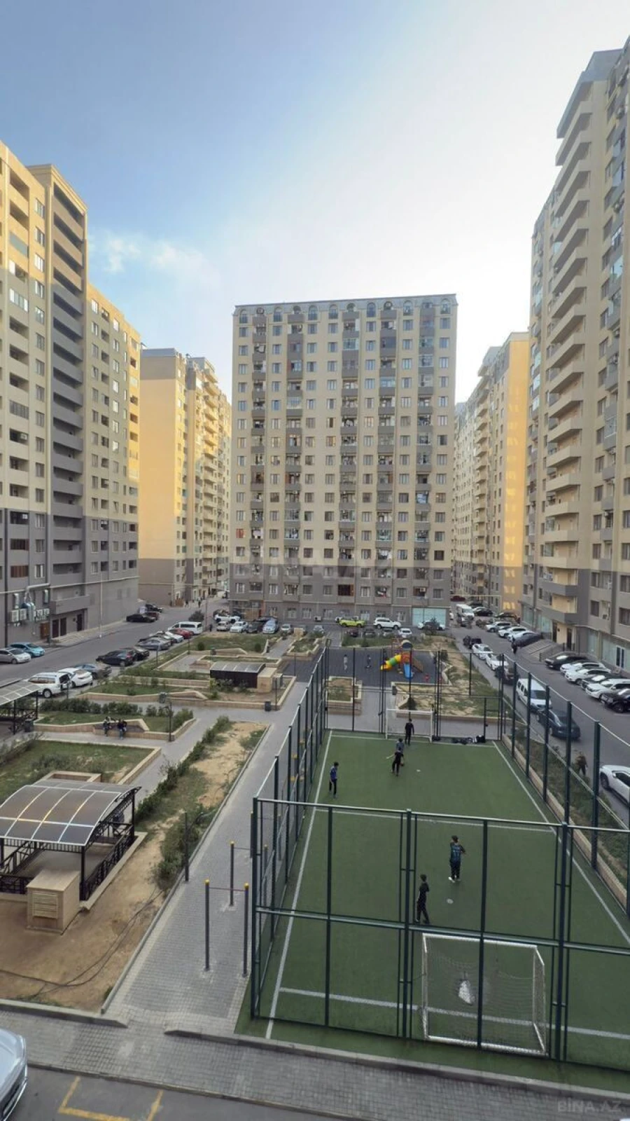 Satılır 2 otaqlı mənzil 72 m²