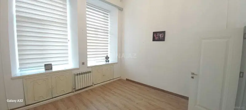 Kirayə verilir 3 otaqlı ofis 150 m²