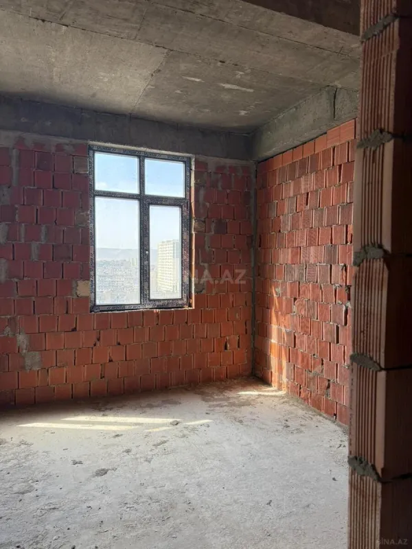 Satılır 2 otaqlı mənzil 105 m²