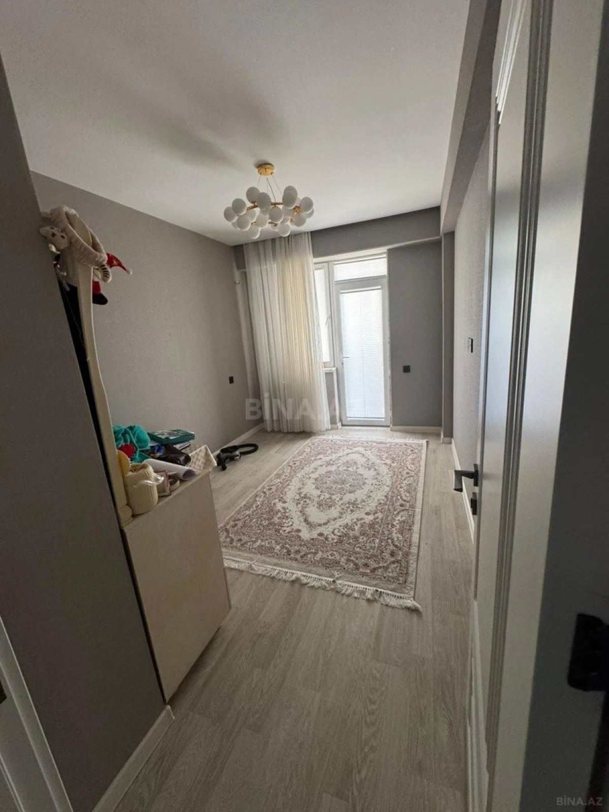 Satılır 3 otaqlı mənzil 82 m²