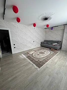 Satılır 3 otaqlı mənzil 82 m²