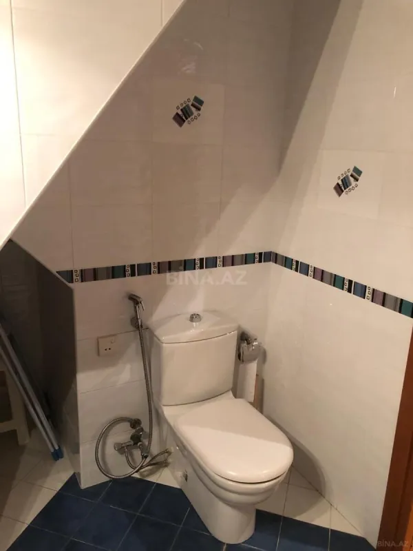 Kirayə verilir 4 otaqlı mənzil 110 m²