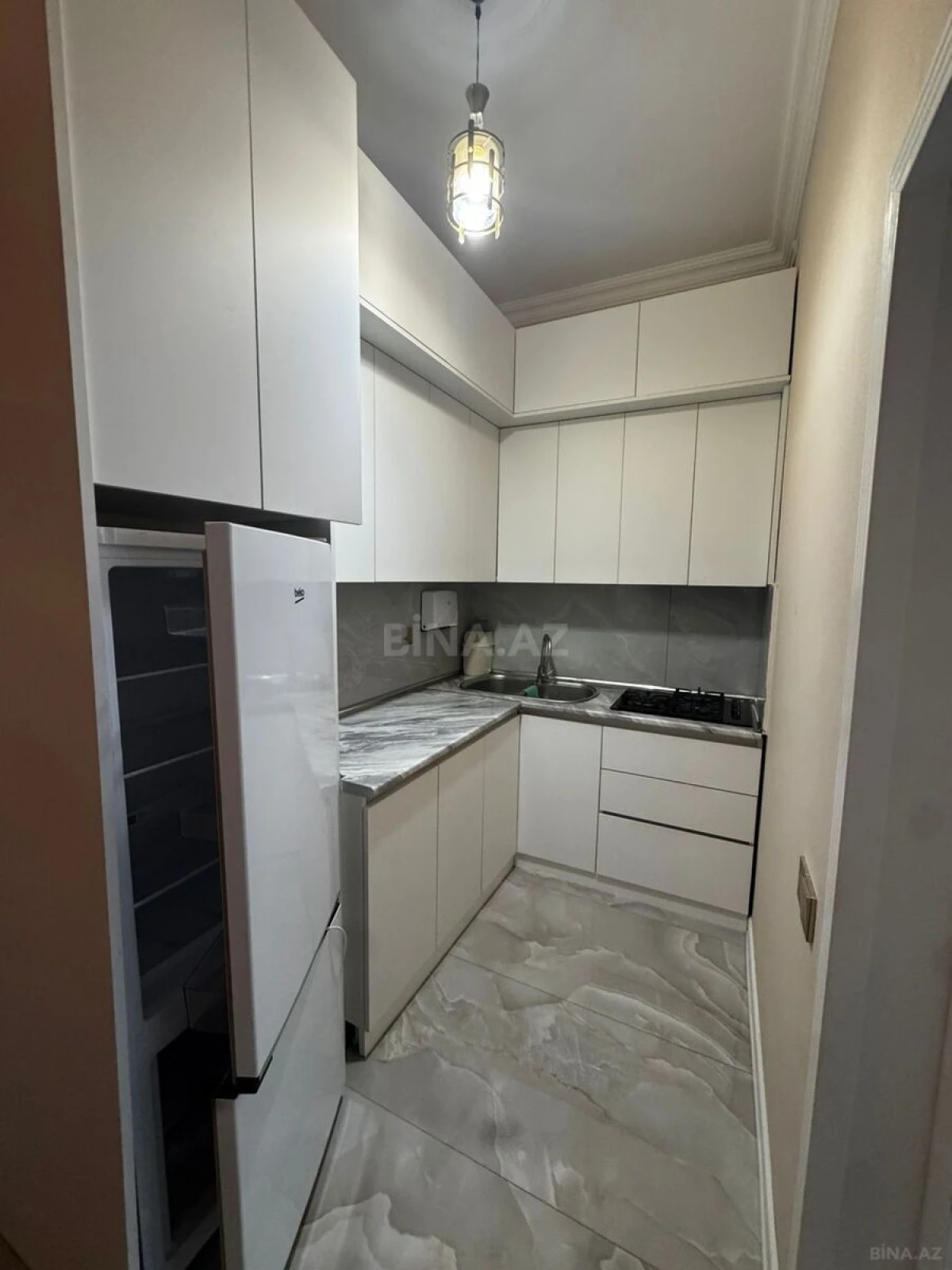Kirayə verilir 2 otaqlı mənzil 74 m²