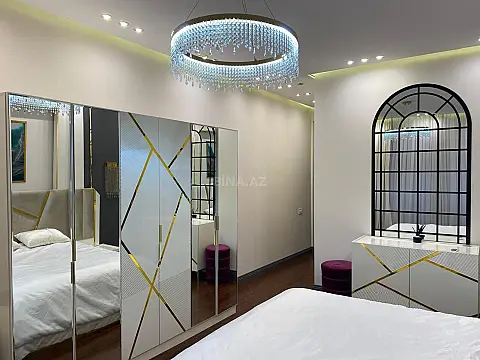 Kirayə verilir 3 otaqlı mənzil 167 m²