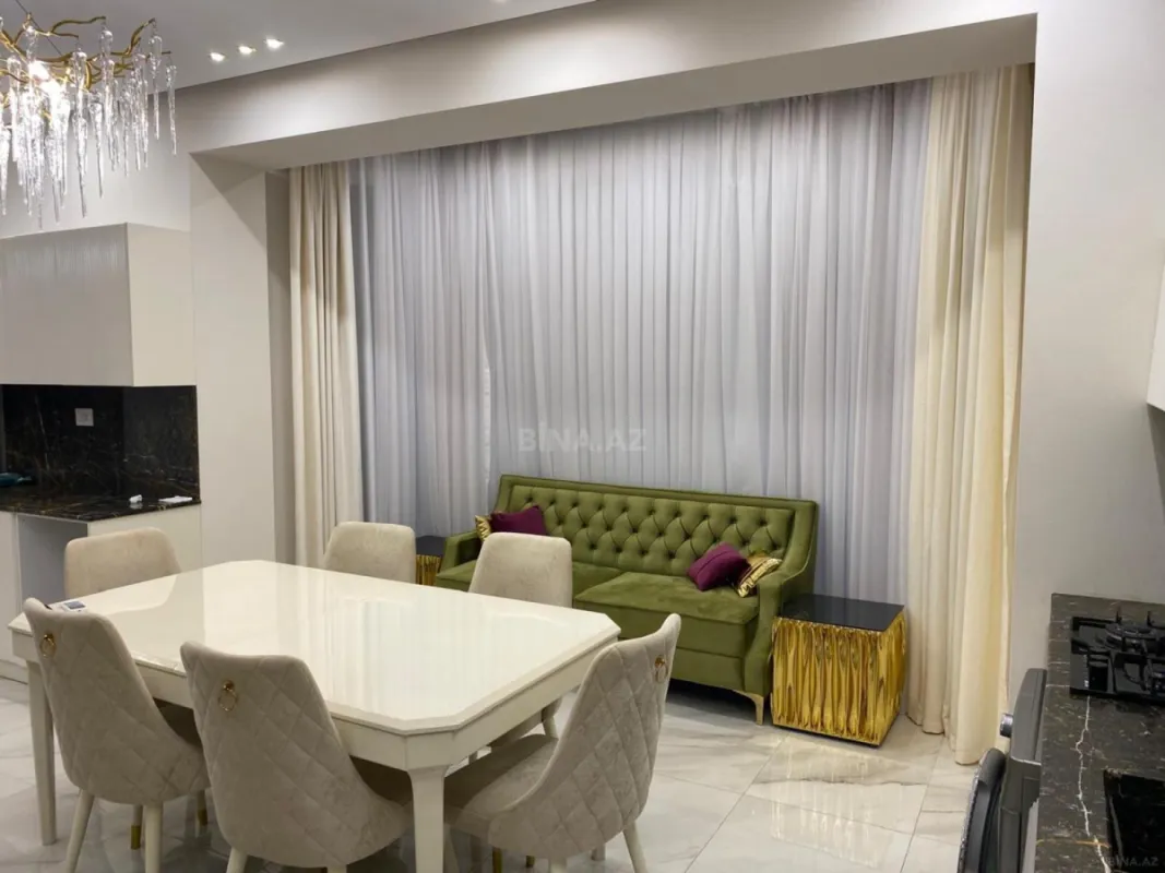 Kirayə verilir 3 otaqlı mənzil 167 m²