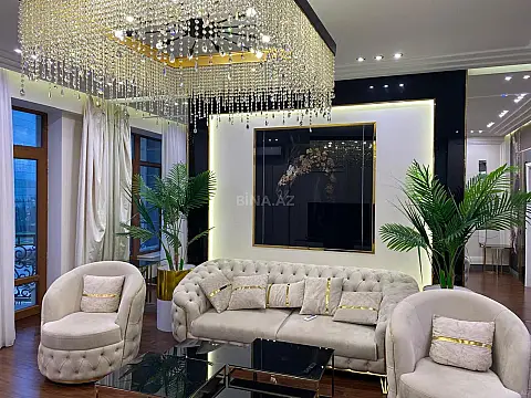 Kirayə verilir 3 otaqlı mənzil 167 m²